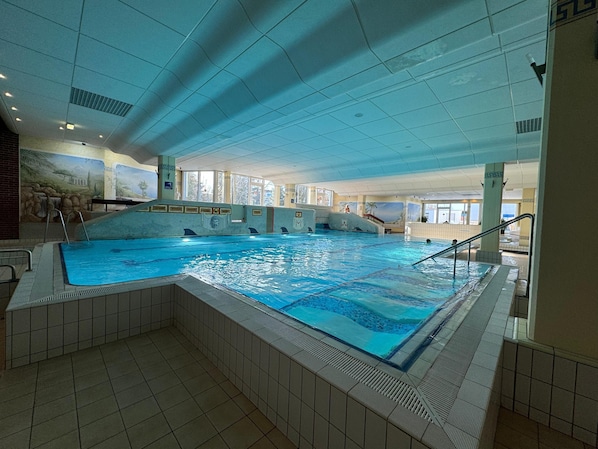 Innenpool, Außenpool