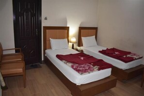 Zweibettzimmer | Kostenloses WLAN, Bettwäsche