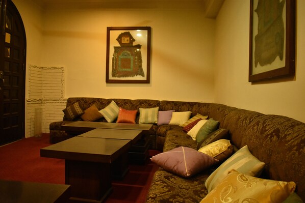 로비 좌석 공간