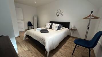 2 chambres, fer et planche Ă repasser, Wi-Fi gratuit, draps fournis