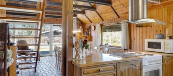 4 bedroom pet friendly home in Løgstør