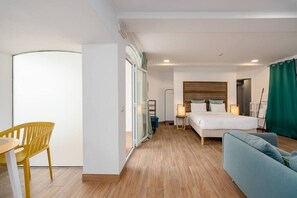 1 bedroom, iron/ironing board, travel cot, WiFi