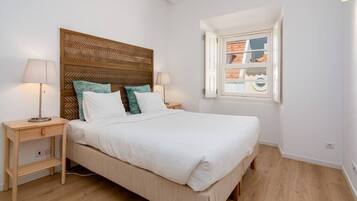 2 slaapkamers, een strijkplank/strijkijzer, reisbedje, wifi