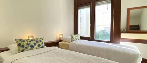 2 bedrooms, iron/ironing board, travel crib, WiFi