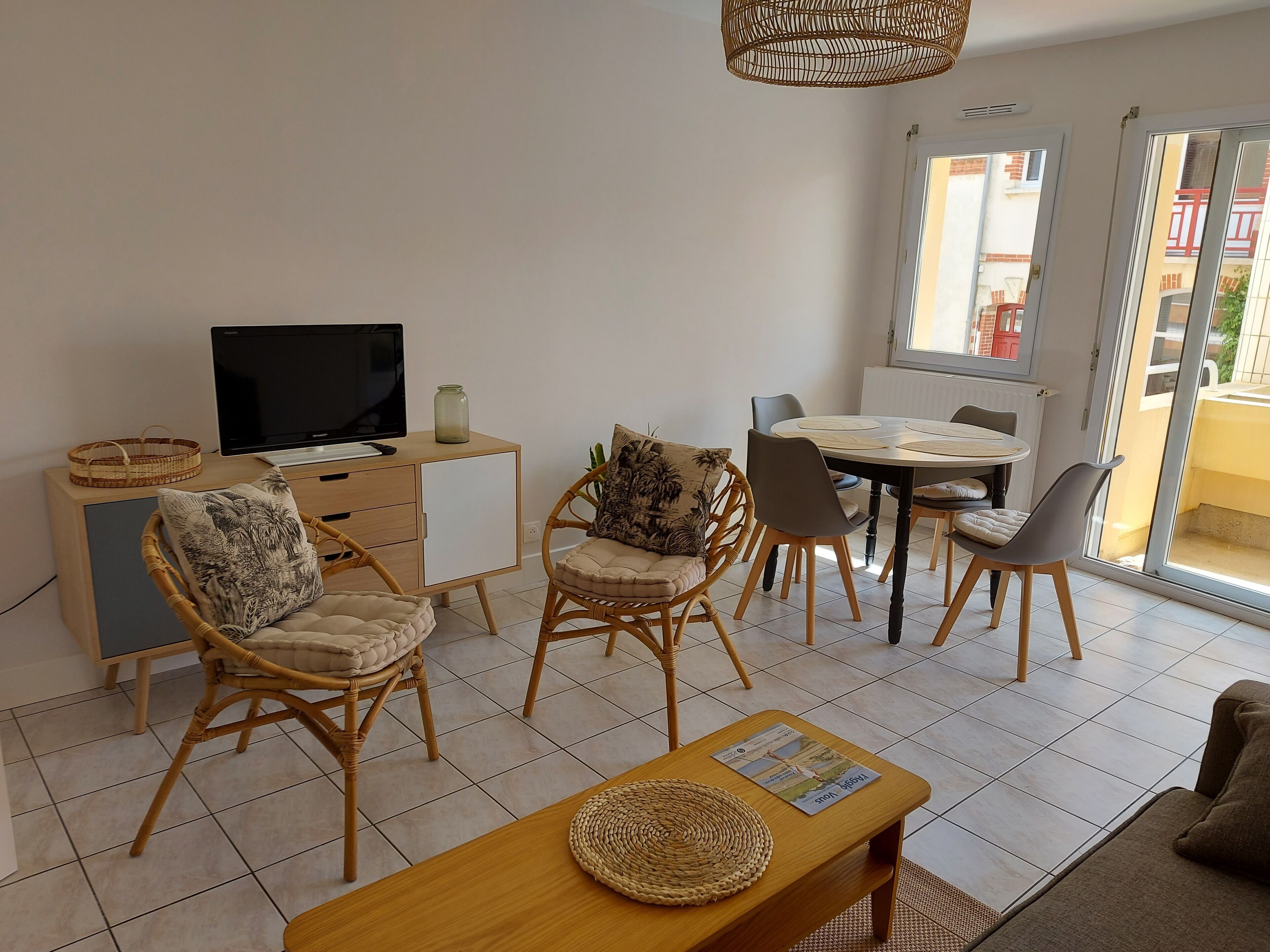 Très Bel Appt  à 100m Du Front De Mer ( Rue Adjacente). Classé 3 * - Les Sables-d'Olonne