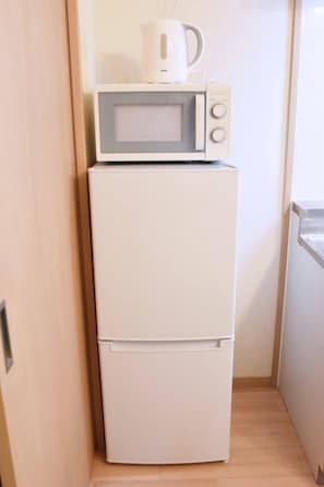 Standard Apartment, Non Smoking | Private kitchenette | Fridge, microwave, stovetop, rice cooker - Chamomile Nishimachi 201 (Naha)
