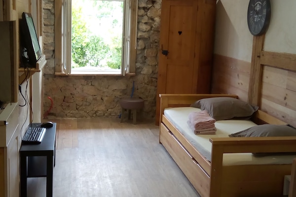 1 dormitorio, wifi gratis, ropa de cama
