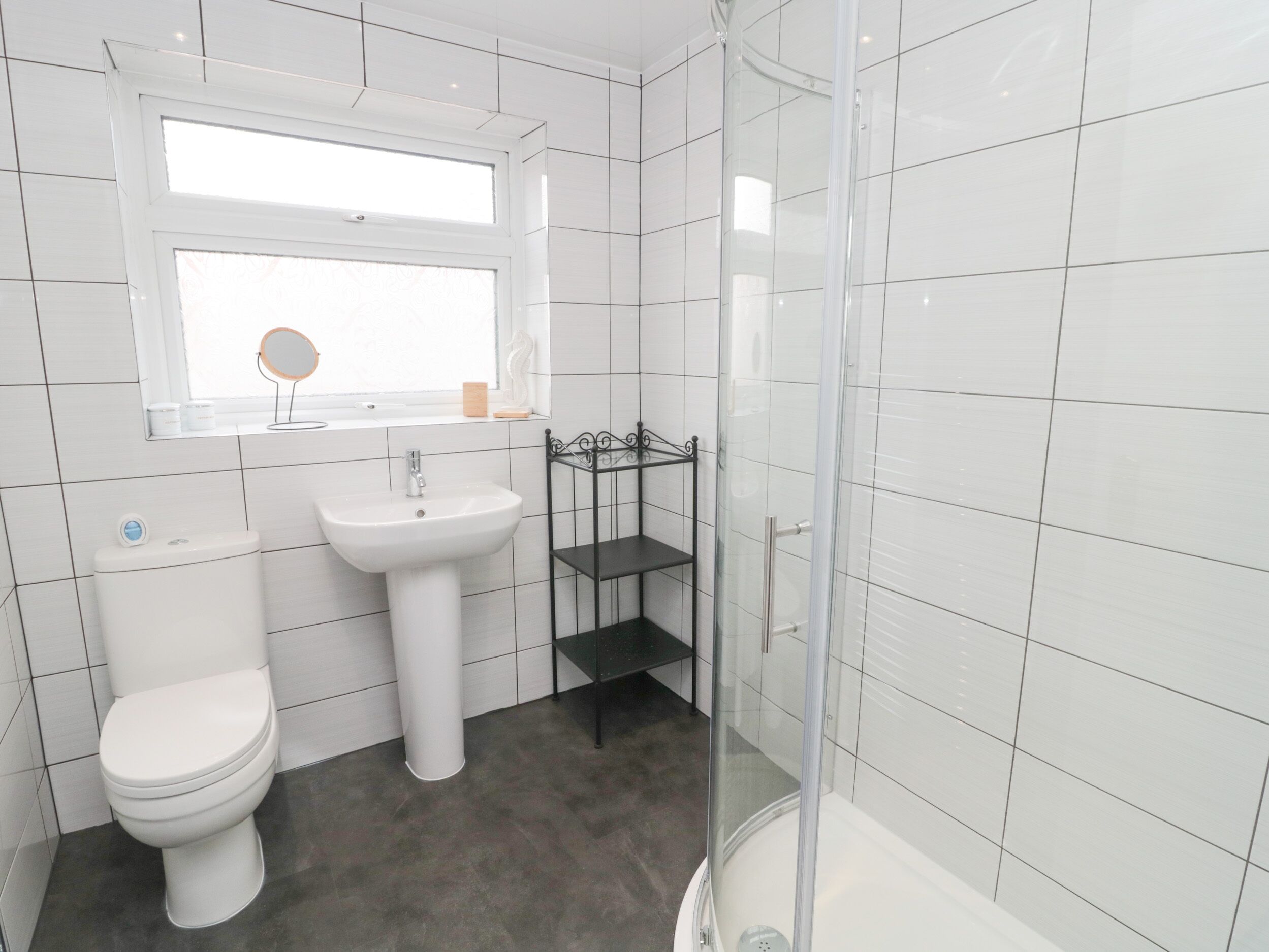 คอทเทจ | ห้องน้ำ | ฝักบัว