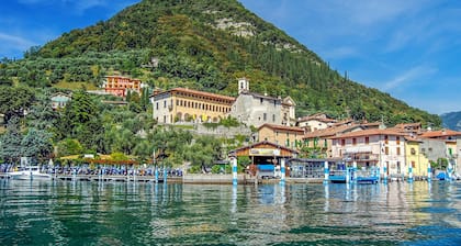 4 bedroom amazing home in Pilzone/Iseo