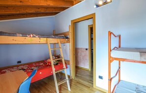 4 chambres, Wi-Fi gratuit, draps fournis