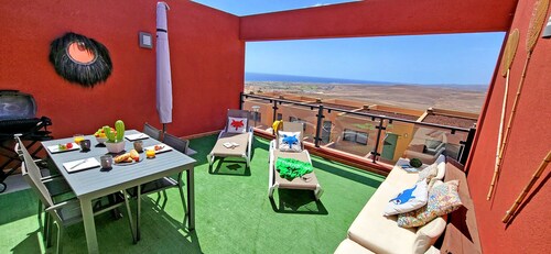 Holiday house CASA CALETA in Caleta de Fuste SEA VIEW fiber optic internet