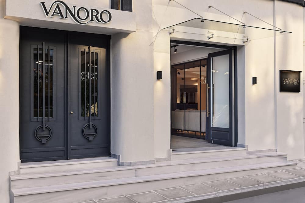 Vanoro Hotel