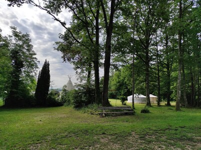 Une Yourte Avec vue sur le lac du Der