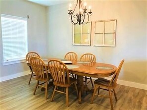 Dining - Beautiful View! 3 Bedroom, 2 Bath. Off Water Home. Close to Public Fishing Pier. (Unknown)