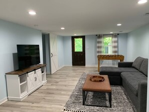 Smart TV, fireplace, DVD player, table football