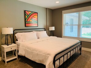 4 bedrooms, desk, iron/ironing board, travel crib