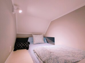1 chambre, bureau, Wi-Fi gratuit, draps fournis
