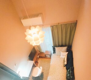 1 habitación, escritorio, wifi gratis y ropa de cama