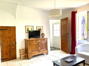 TV, table tennis, books