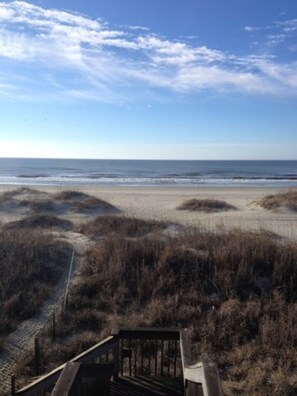 On the beach - Oceanfront Property OIB (Ocean Isle Beach)