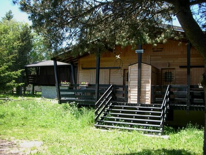 Chalet en Bois Dans Clairière à Pyrénées 2000