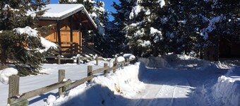 Chalet en Bois Dans Clairière à Pyrénées 2000
