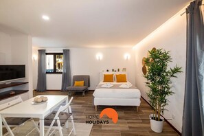 Een strijkplank/strijkijzer, gratis wifi