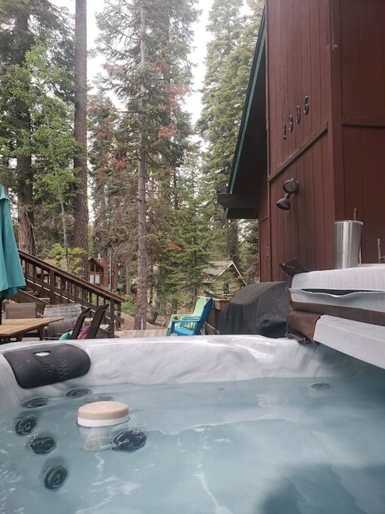 Bain à remous extérieur