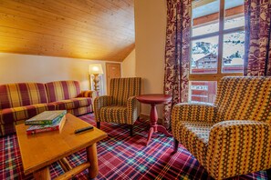 Televisión, chimenea