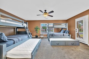 4 bedrooms, free WiFi, bed sheets