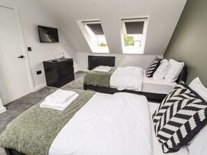 Cottage | Interior
