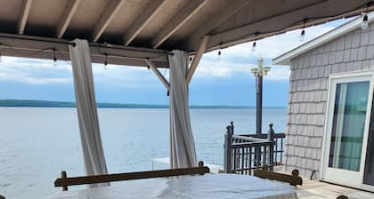 Live your Best Vacation Life! Lovely 4 BR Property on Cayuga Lake. Dog Friendly