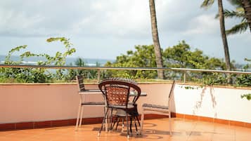 Presidential Suite, 3 Bedrooms, Kitchen, Ocean View | Terrace/patio