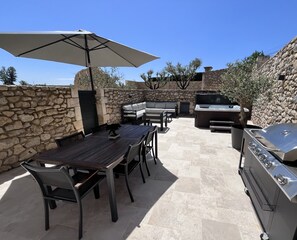 Restauration extérieure