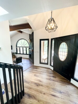 4 bedrooms, iron/ironing board, travel cot, free WiFi