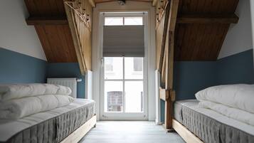 2 bedrooms, free WiFi