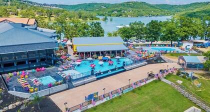 Rock Lane 136 lakefront with resort amenities!
