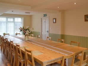 Meeting facility - Group Retreat Sleeps 28 Hottub Pool Table (Pilsley)