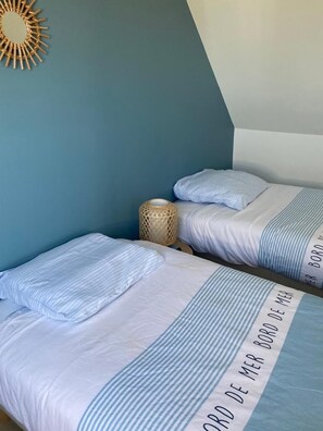 3 bedrooms, iron/ironing board, travel cot, free WiFi - Maison Bord de mer (Landunvez)