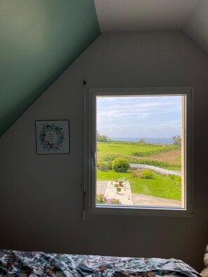 2 makuuhuonetta, silitysrauta/-lauta, vauvan matkasänky, ilmainen Wi-Fi