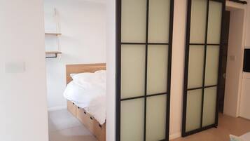 1 chambre, bureau, Wi-Fi gratuit, draps fournis