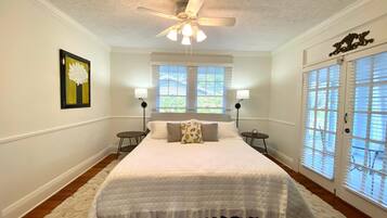 1 bedroom, desk, iron/ironing board, free WiFi