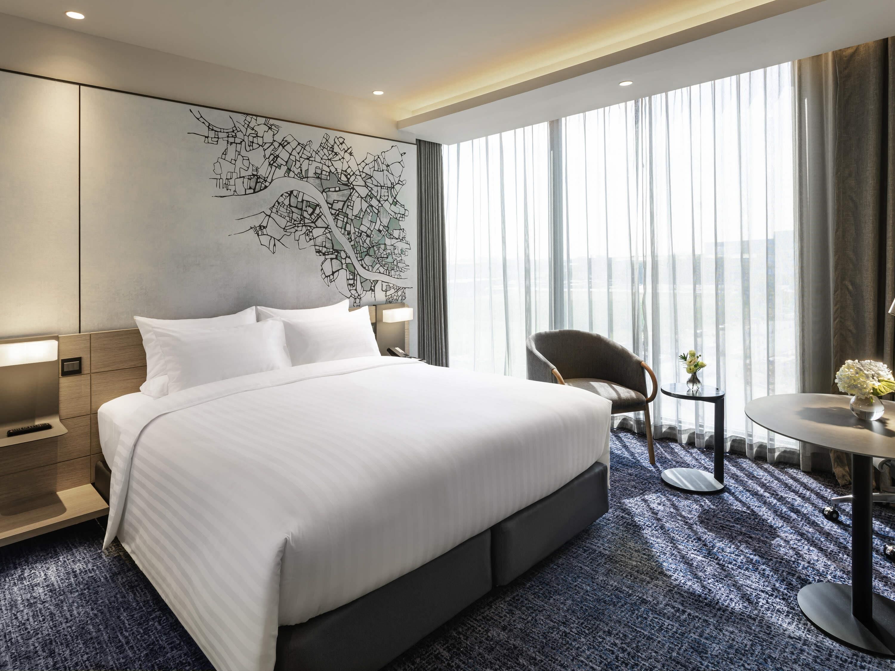 Suite ejecutiva, 1 cama King size | Minibar, escritorio, espacio para trabajar con laptop y insonorización 