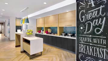 Free daily continental breakfast