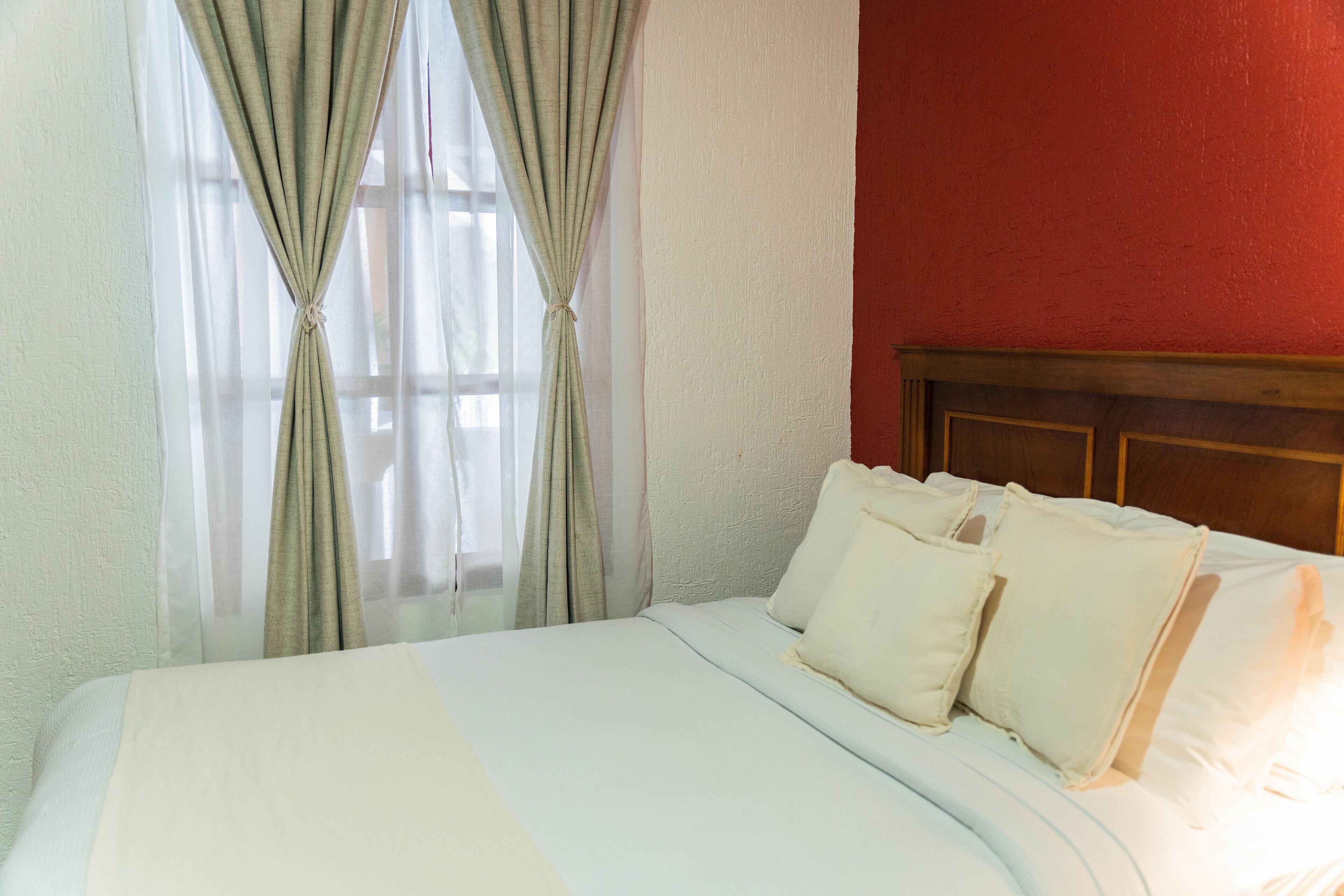 elite room | 1 bedroom, individually decorated, desk, iron/ironing board