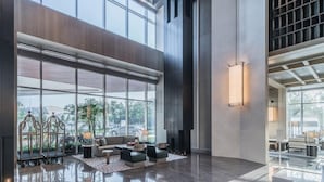 Ảnh chưa phân loại, 4 trong số 77 ảnh, nút