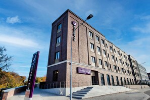 Exterior - Premier Inn Lübeck City Stadtgraben (Lubeck)