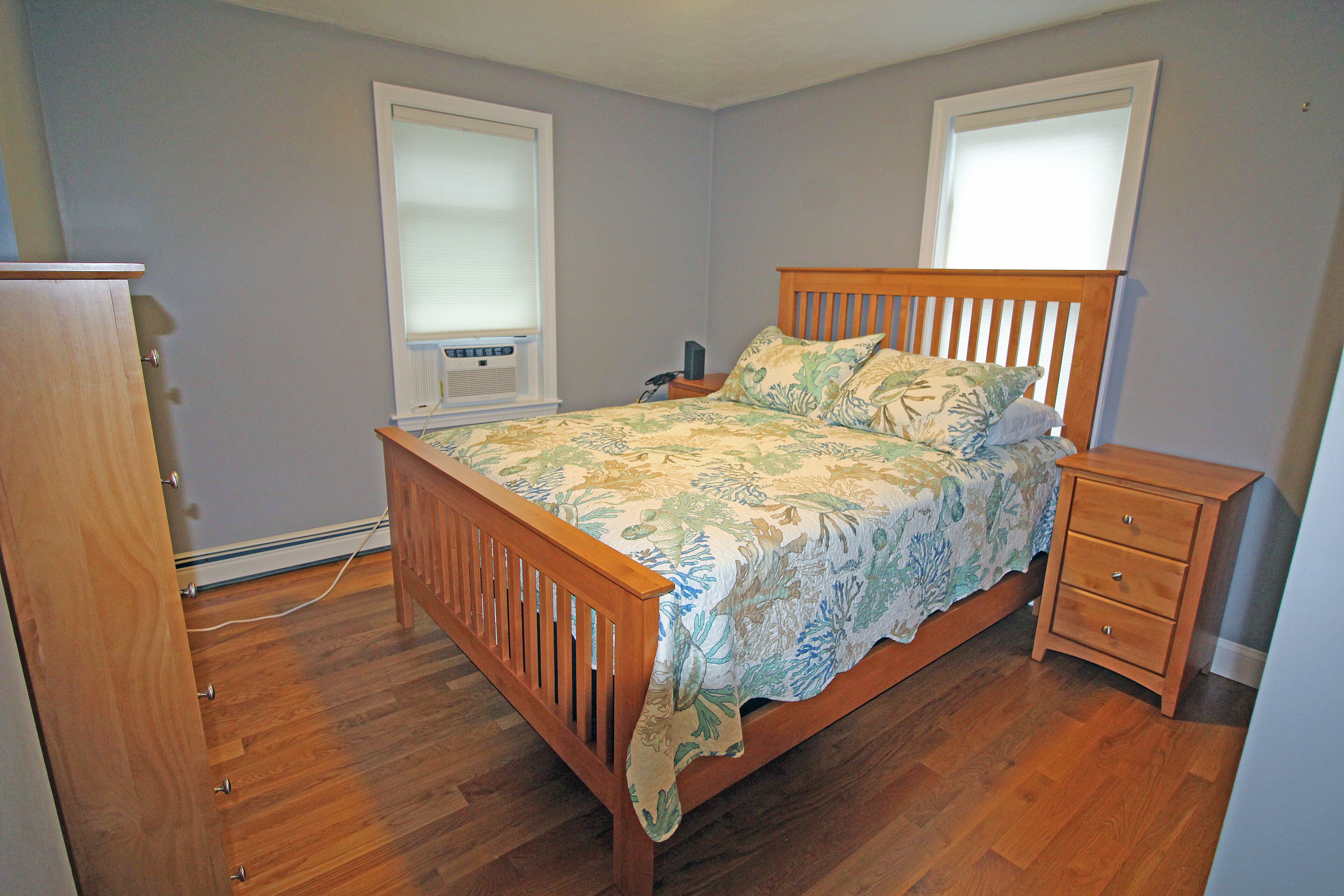 4 bedrooms, desk, free WiFi, bed sheets