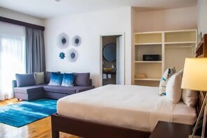 1 dormitorio, escritorio, tabla de planchar con plancha y wifi gratis