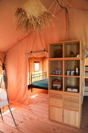 1 Schlafzimmer, Reisekinderbett, kostenloses WLAN, Bettwäsche